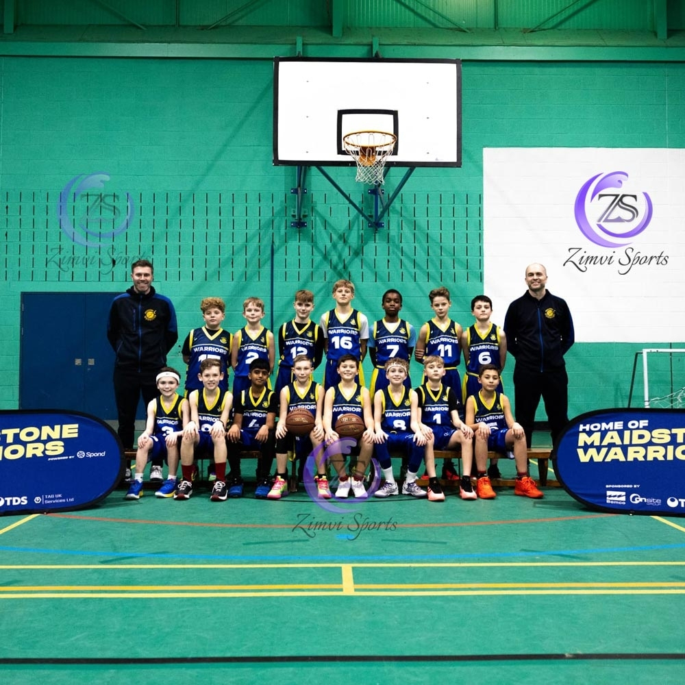 Men’s basketball uniform set with sleeveless jersey and shorts"