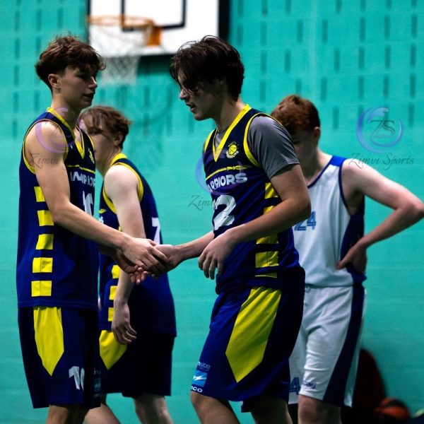 Men’s basketball uniform set with sleeveless jersey and shorts"