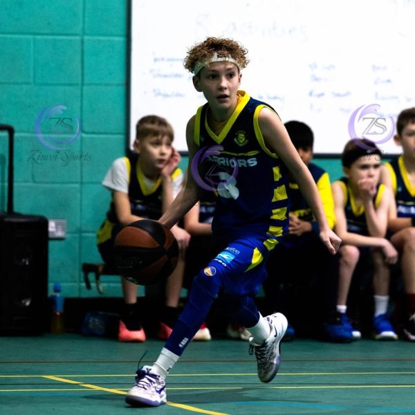 Men’s basketball uniform set with sleeveless jersey and shorts"