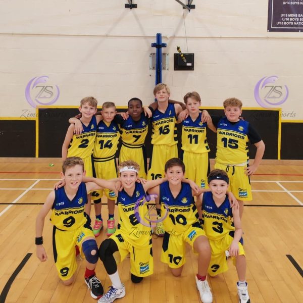 Men’s basketball uniform set with sleeveless jersey and shorts"