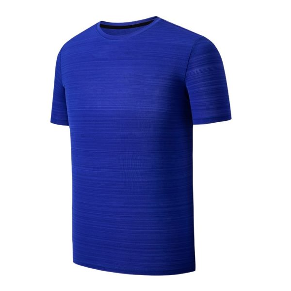 Lightweight performance gym t-shirt for training and fitness